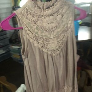 Women’s beige buttons in back of neck tank top